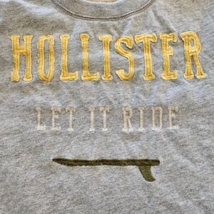 Hollister Men's Let it Ride Surfing tshirt XL